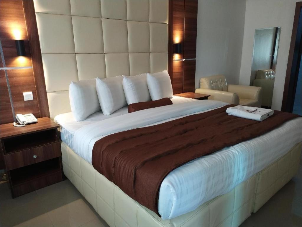 Presken Hotel @Oniru Lagos Eksteriør billede